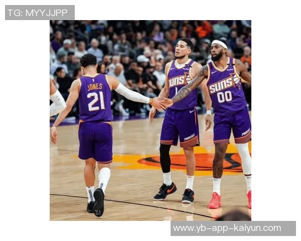 布克强调球队拼搏精神防守能力提升助力胜利